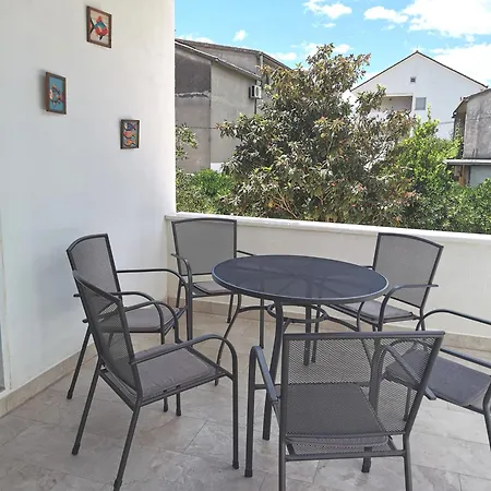 Apartman Indigo Sun *